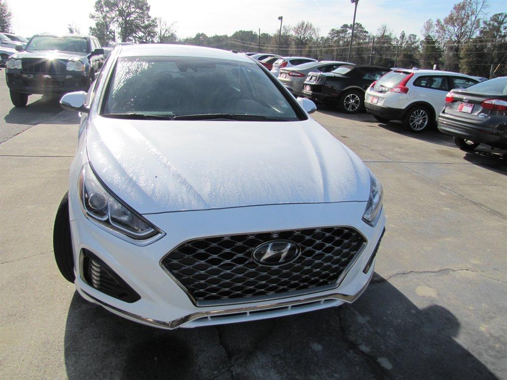 Thumbnail image of 2019 Hyundai SONATA at Bell's Auto Sales INC