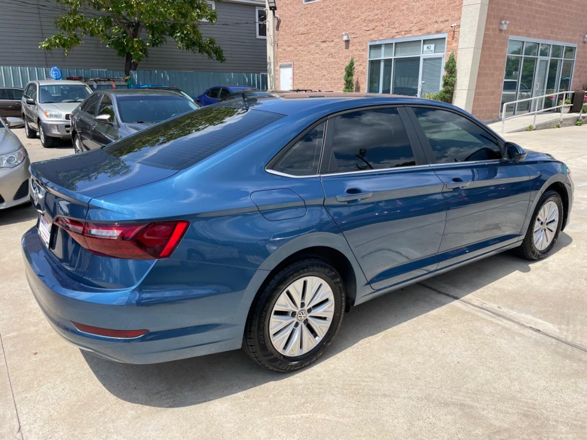 Thumbnail image of 2020 Volkswagen Jetta at Fuentes Truck & Auto Sales