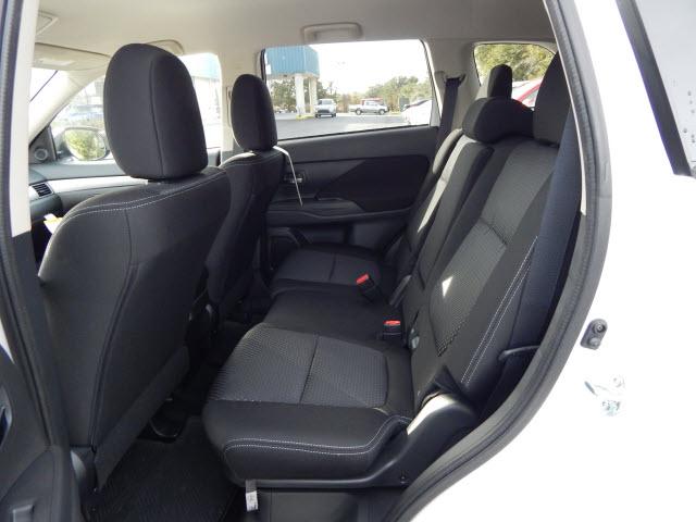 Thumbnail image of 2016 Mitsubishi Outlander at Albany Mitsubishi