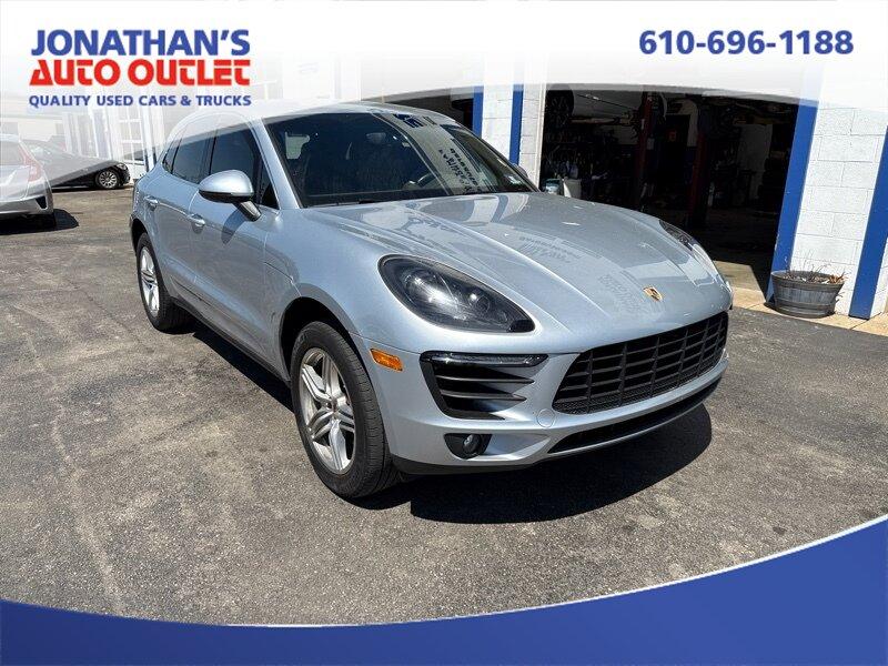 Thumbnail image of 2015 Porsche Macan at Jonathan's Auto Outlet
