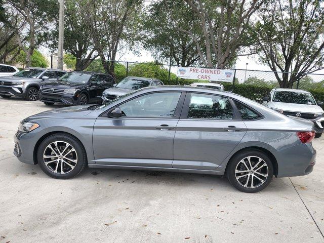 Thumbnail image of 2024 Volkswagen Jetta at Gunther Volvo Cars Coconut Creek - Used