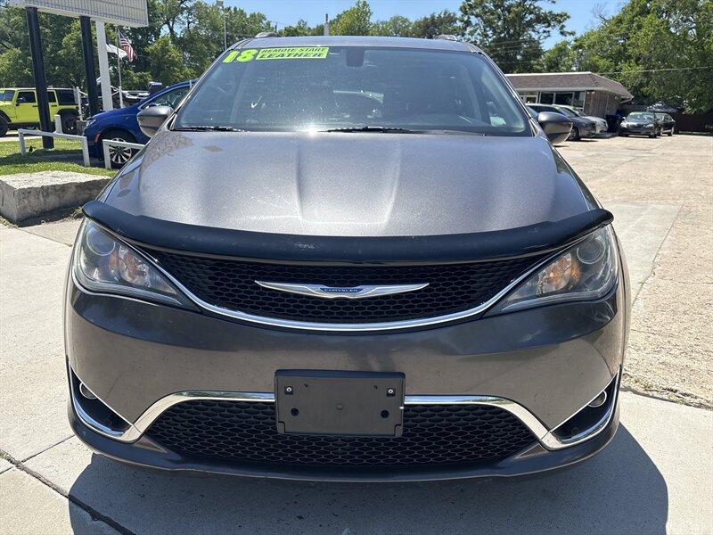 Thumbnail image of 2018 Chrysler Pacifica at Freedom Auto Sales