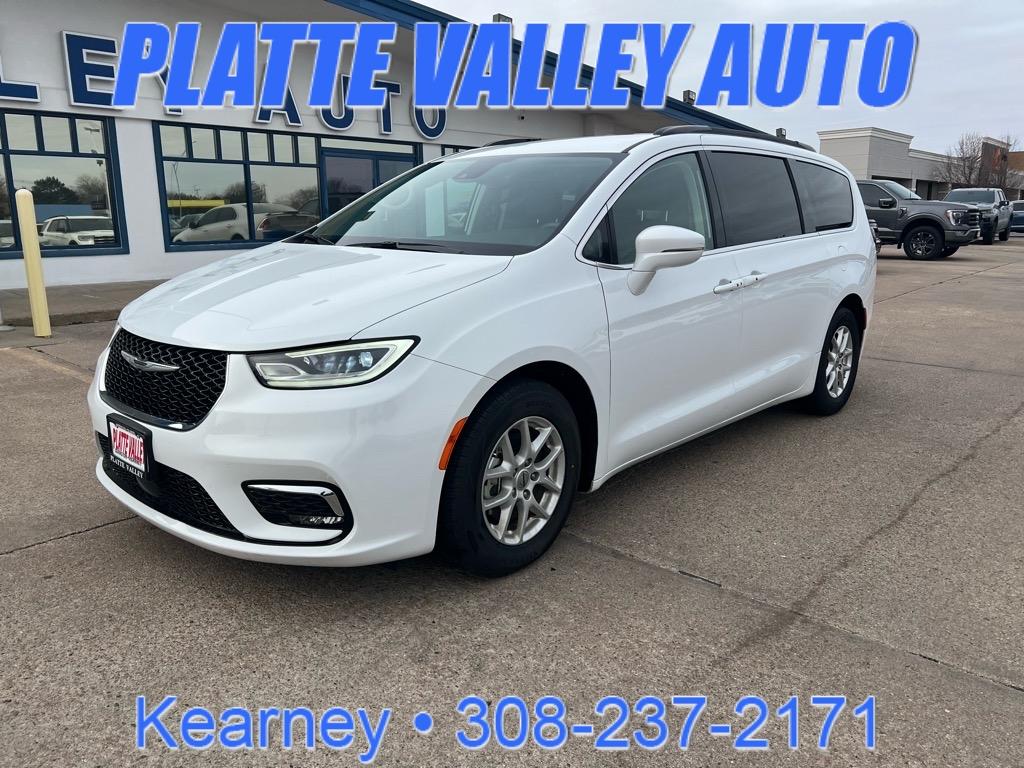Image of 2022 Chrysler Pacifica Touring L