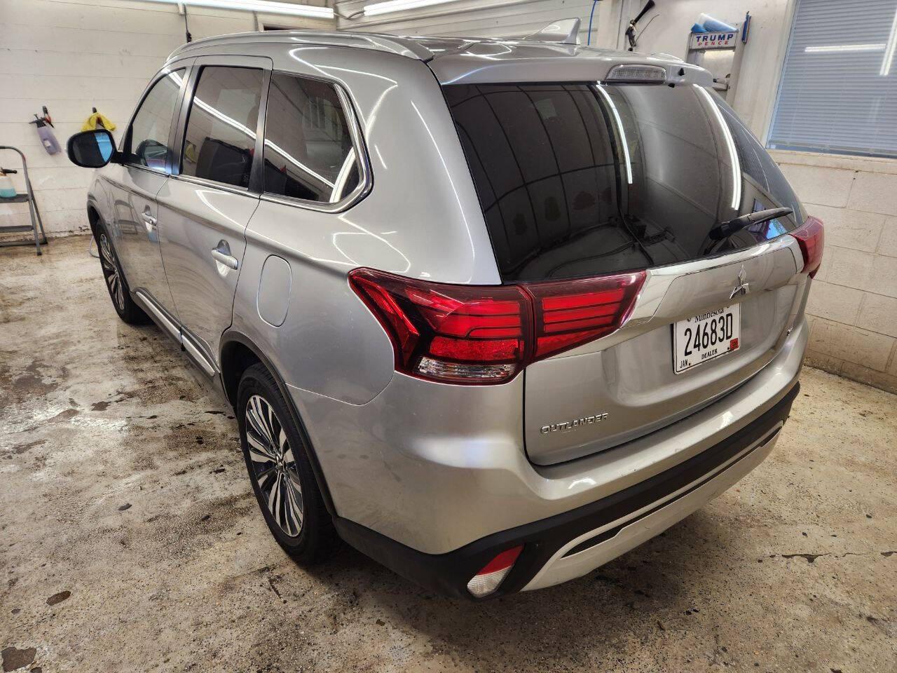 Thumbnail image of 2020 Mitsubishi Outlander at JEM SALES