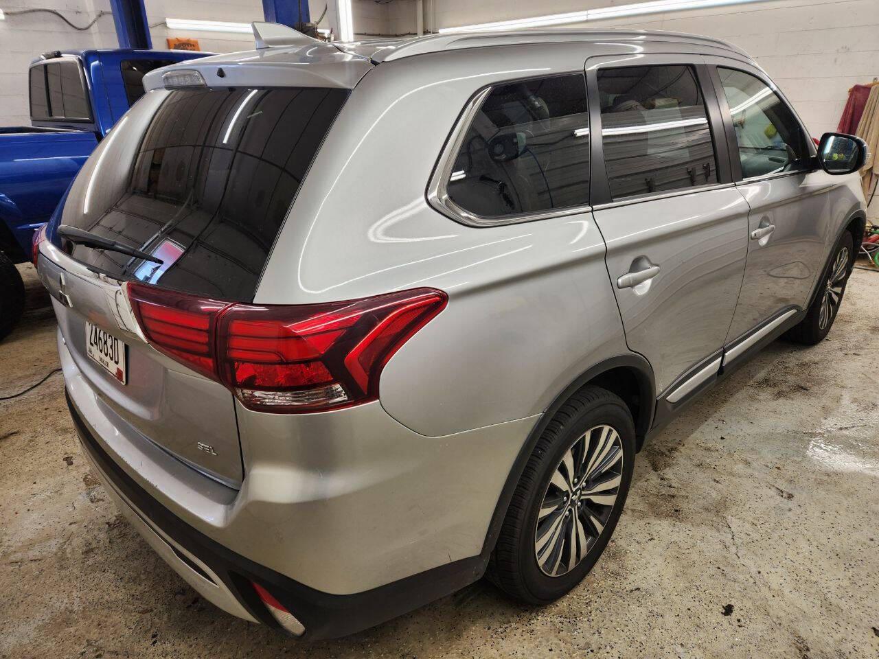Thumbnail image of 2020 Mitsubishi Outlander at JEM SALES