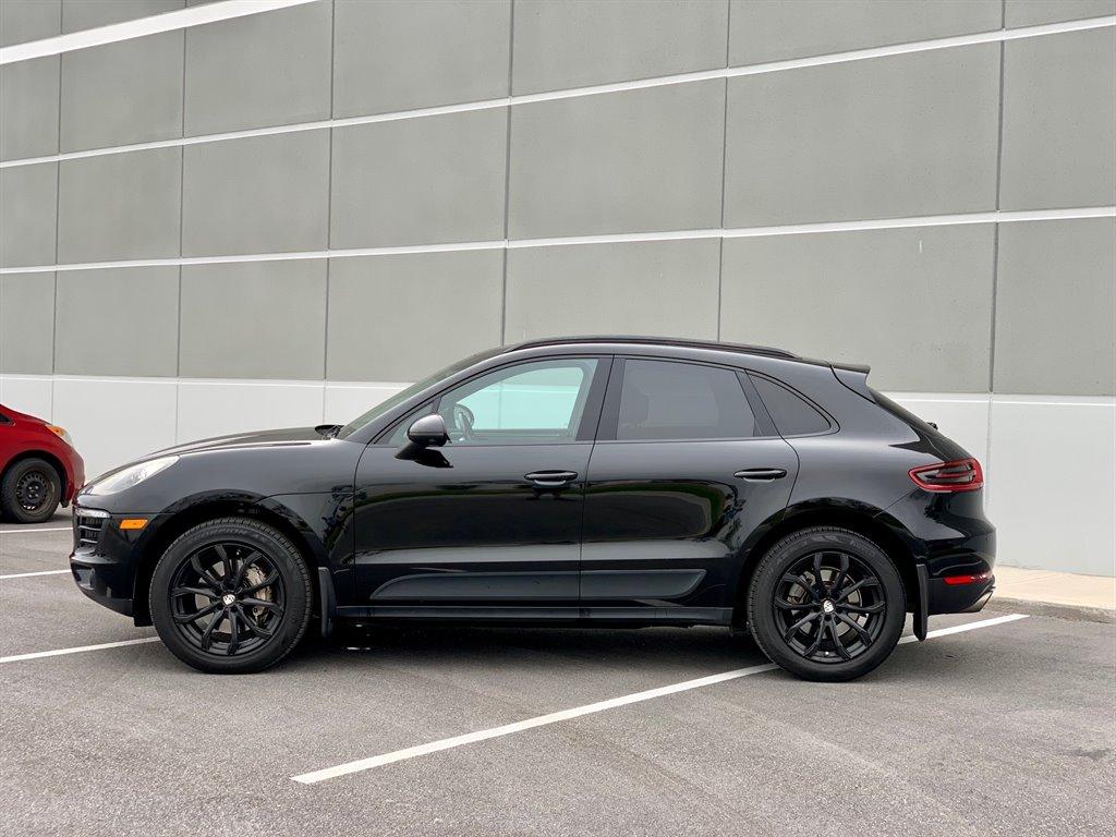 Thumbnail image of 2016 Porsche Macan at Auto Gallery
