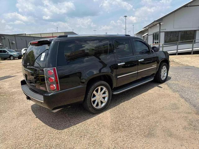 Thumbnail image of 2011 GMC Yukon XL at ArkLaTex AutoWorld, LLC