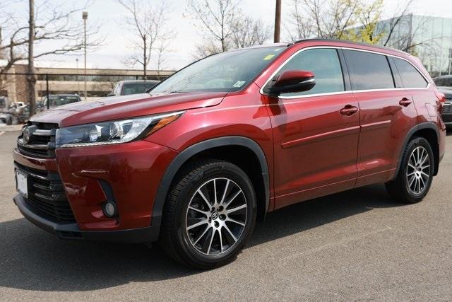 Thumbnail image of 2017 Toyota Highlander at Trinity Cadillac