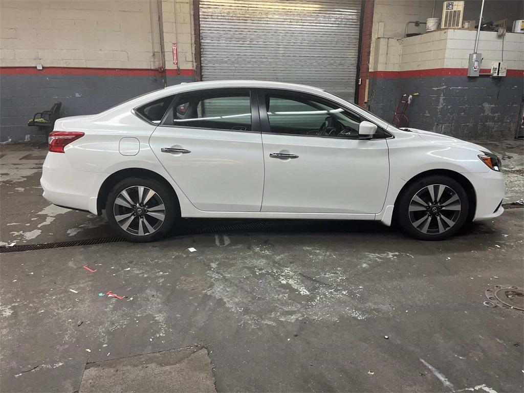 Thumbnail image of 2019 Nissan Sentra at Empire Nissan of Bay Ridge