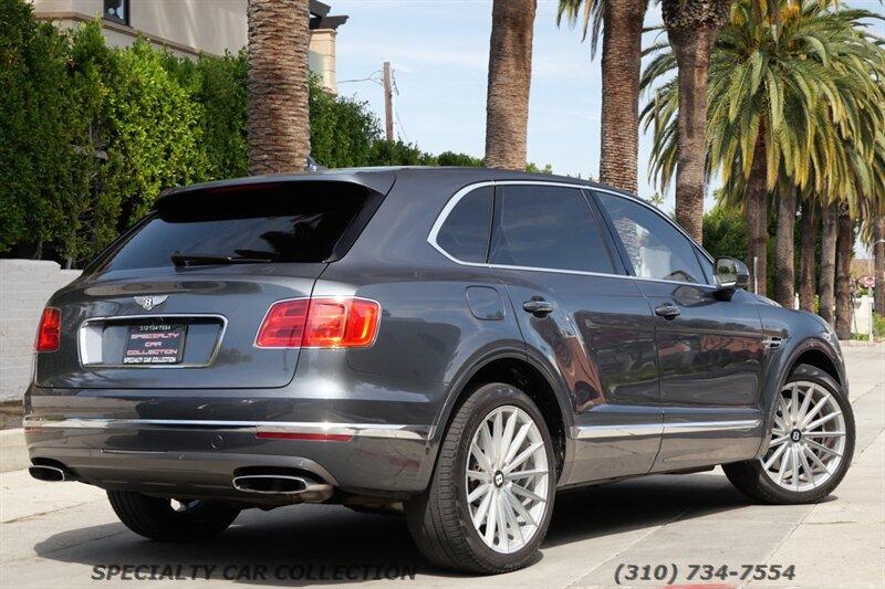 Thumbnail image of 2018 Bentley Bentayga at Specialty Car Collection