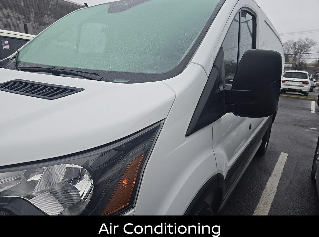 Thumbnail image of 2020 Ford Transit at Smithtown Nissan