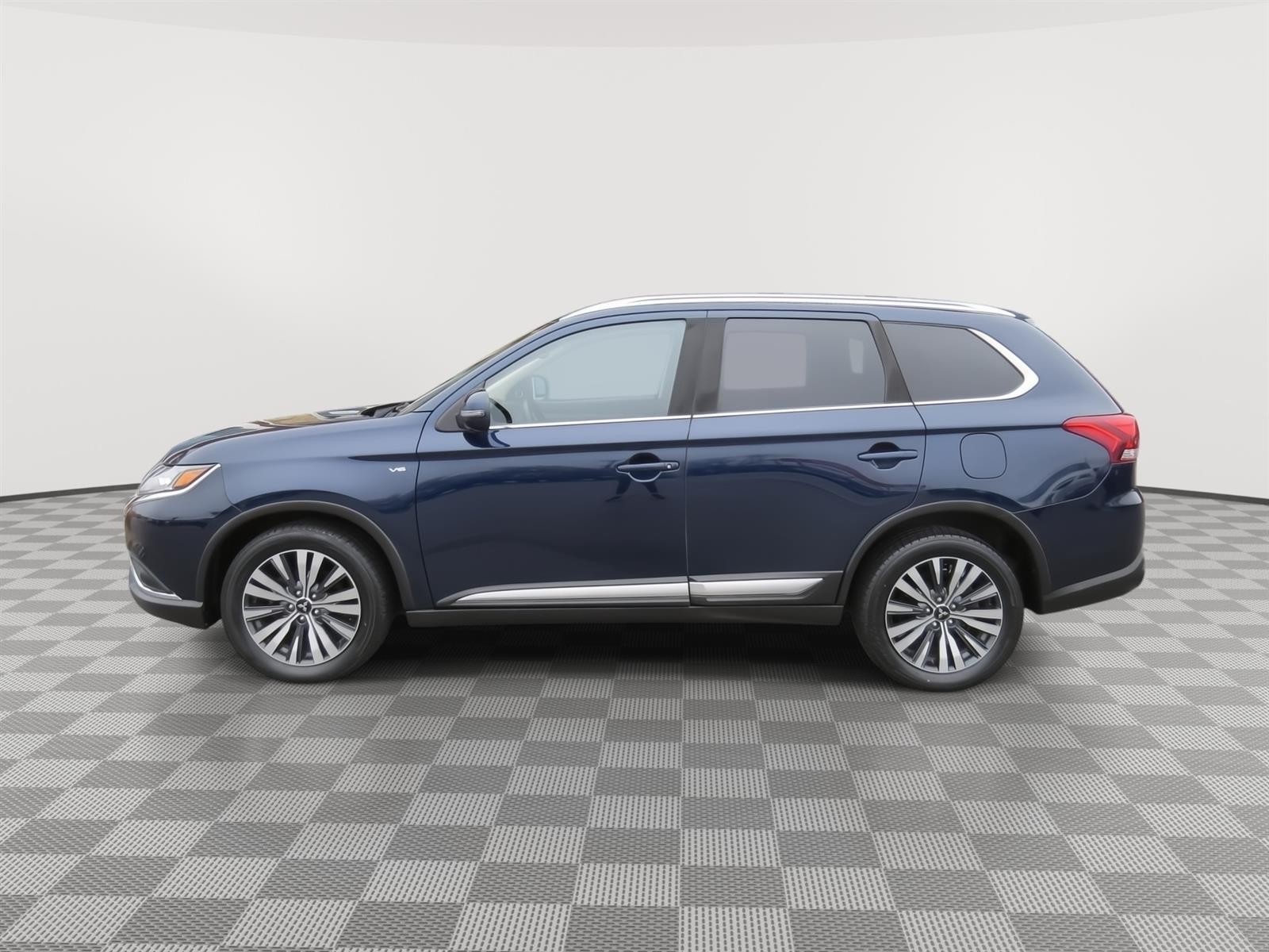 Thumbnail image of 2020 Mitsubishi Outlander at Lake City Exports