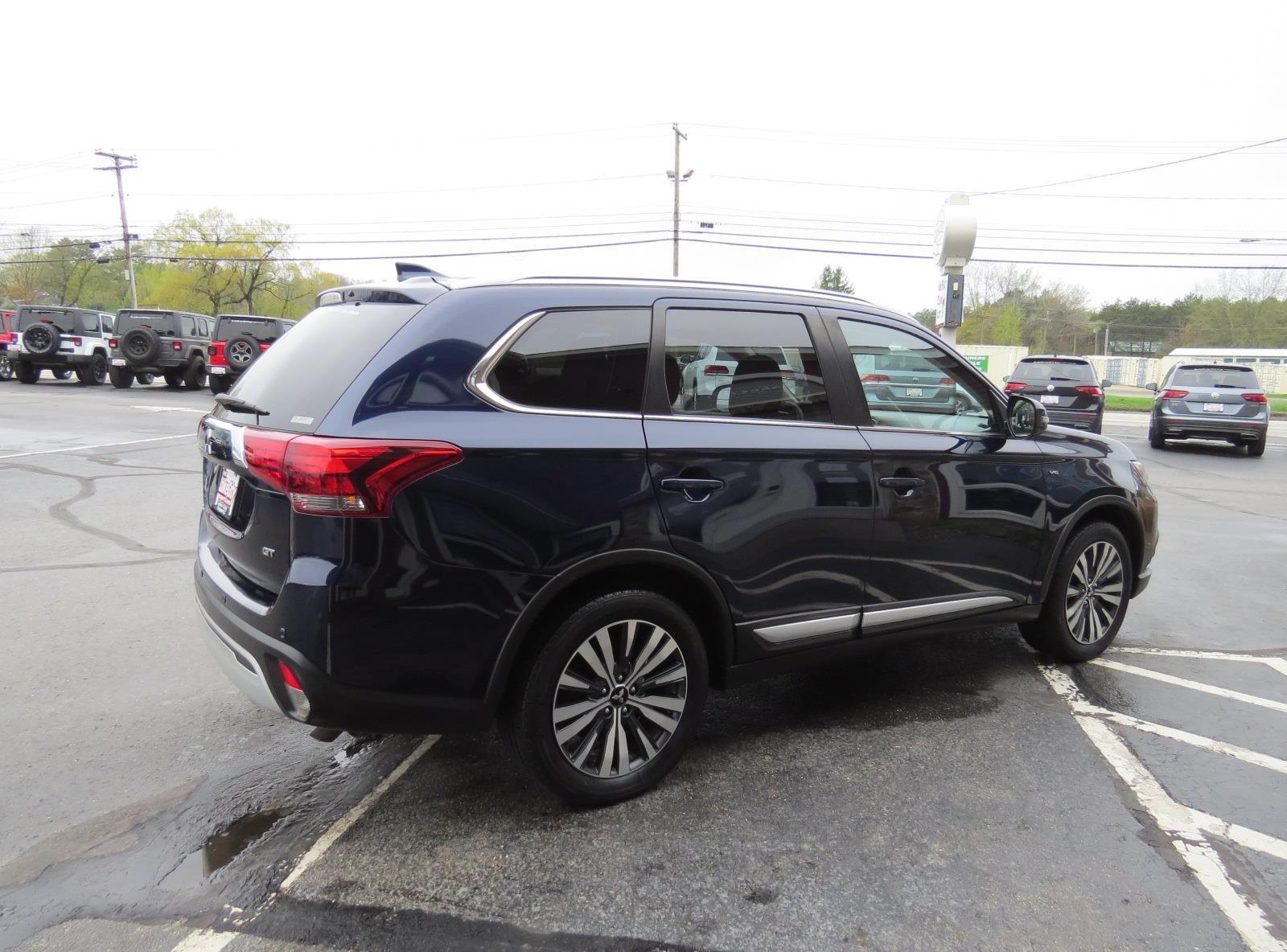 Thumbnail image of 2020 Mitsubishi Outlander at Lake City Exports