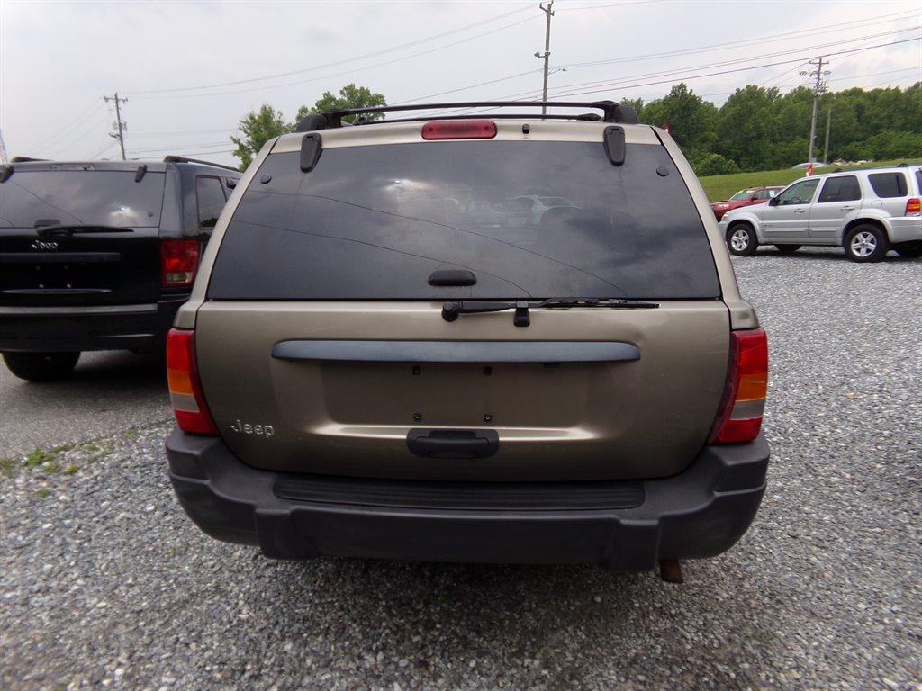 Thumbnail image of 2004 Jeep Grand Cherokee at Carolina Auto Sales # 2 LLC