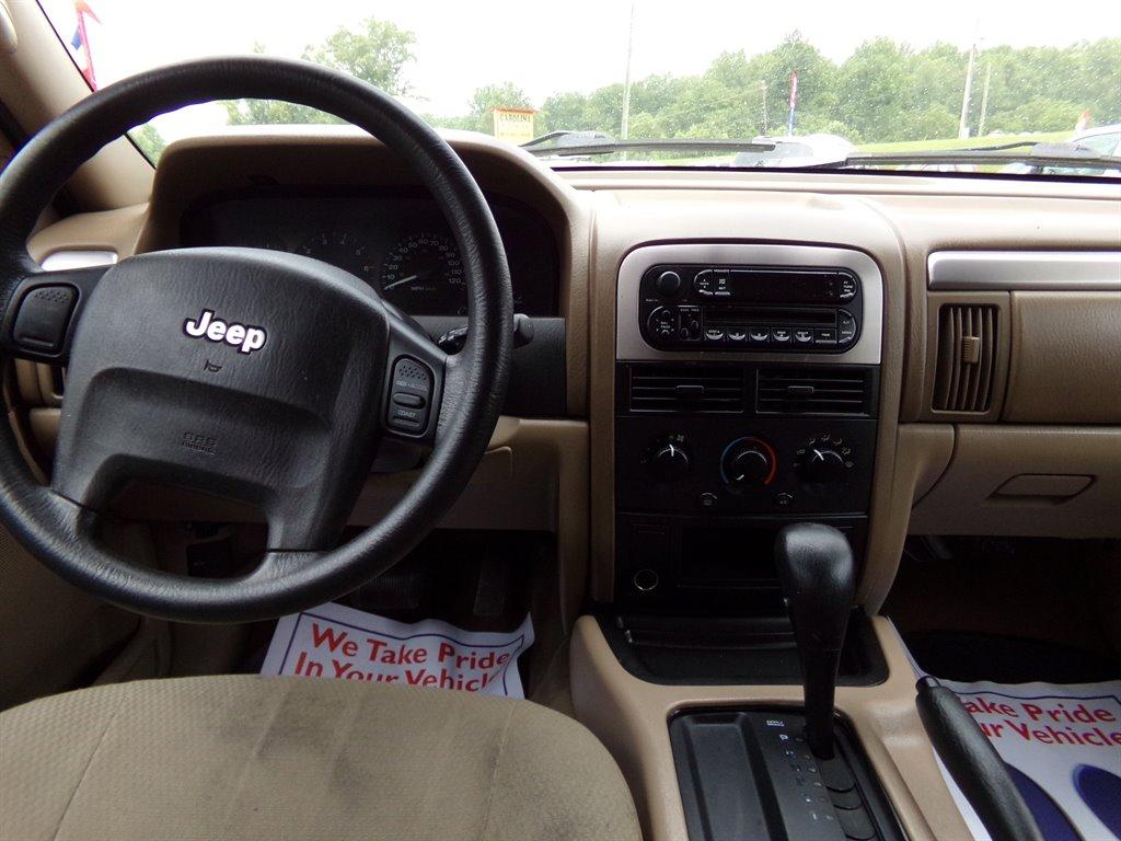Thumbnail image of 2004 Jeep Grand Cherokee at Carolina Auto Sales # 2 LLC