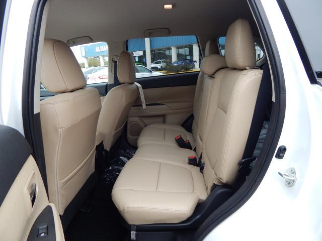Thumbnail image of 2016 Mitsubishi Outlander at Albany Mitsubishi