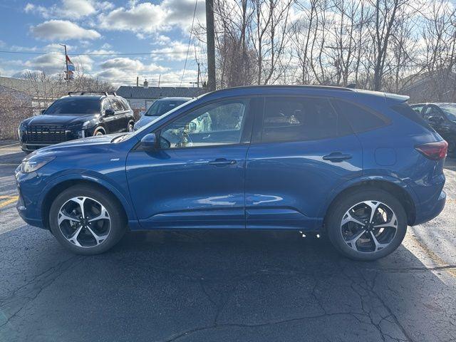 Thumbnail image of 2023 Ford Escape at LaFontaine Volkswagen Mazda of Livonia