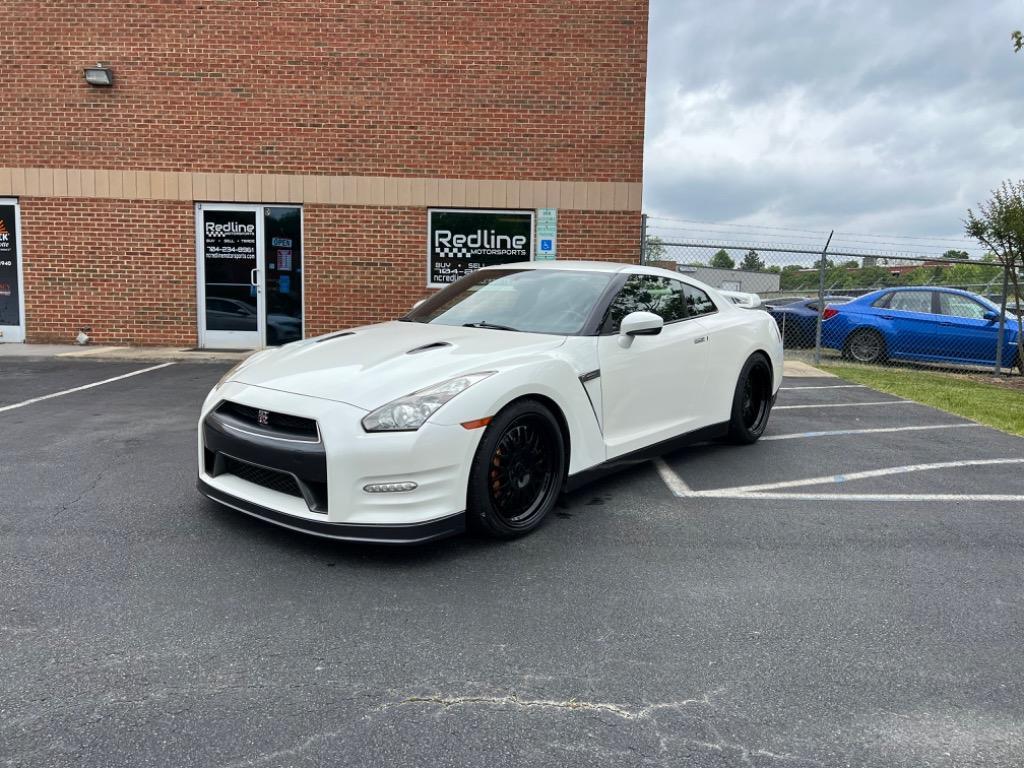 Thumbnail image of 2014 Nissan GT-R at Redline Motorsports