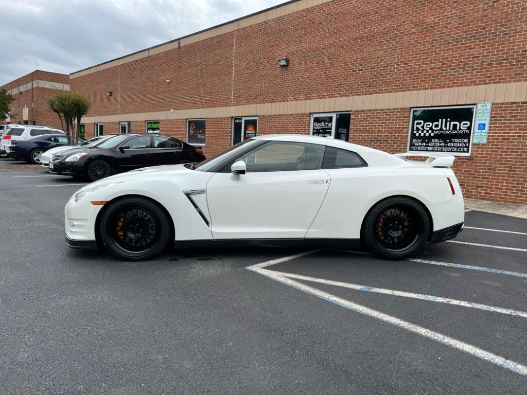 Thumbnail image of 2014 Nissan GT-R at Redline Motorsports