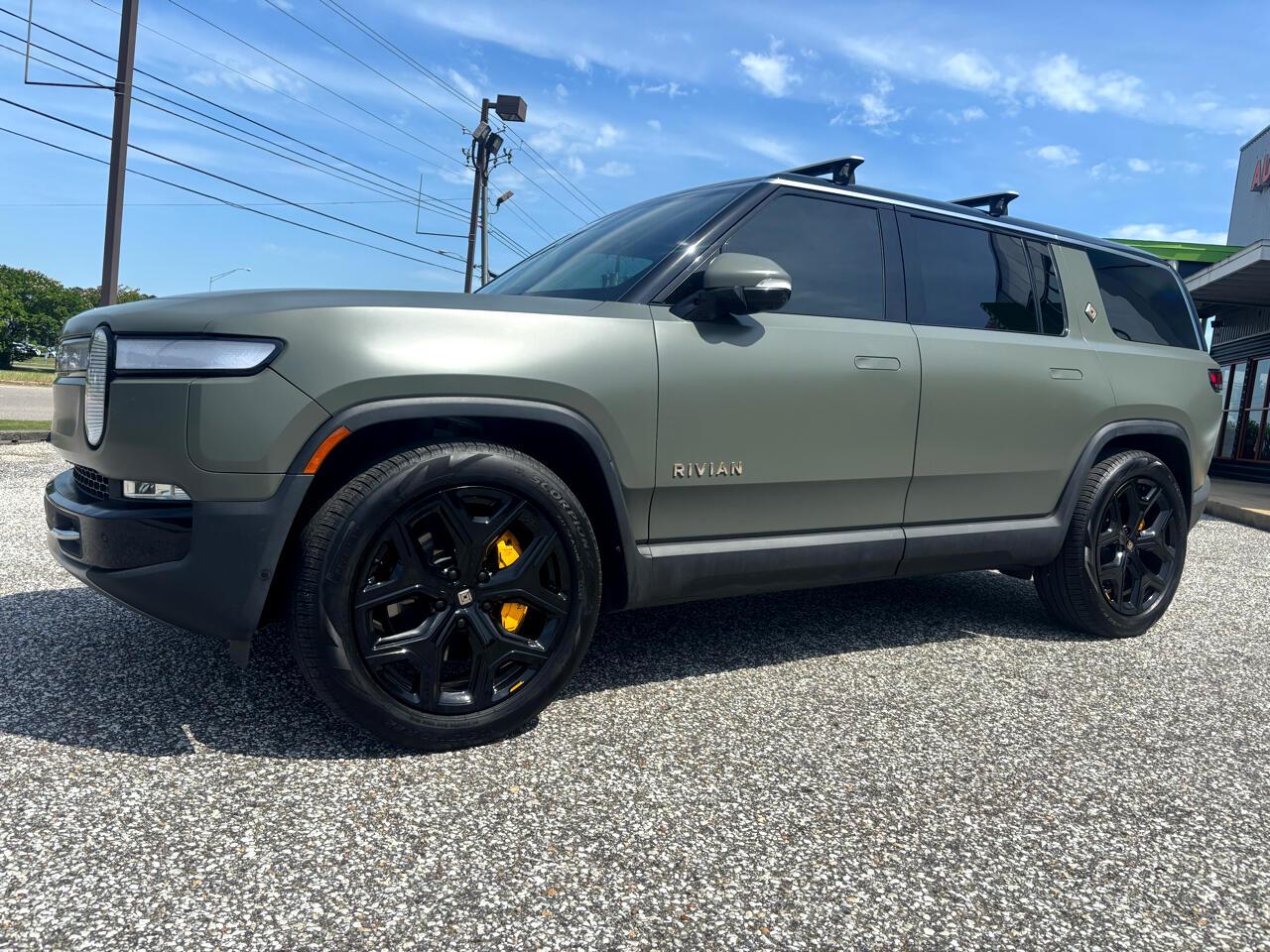 Thumbnail image of 2023 Rivian R1S at Auto Connection LLC
