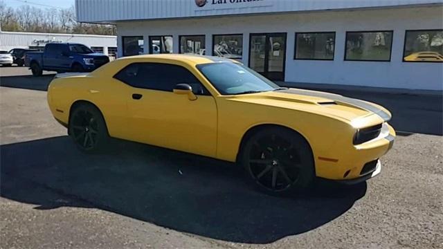 Thumbnail image of 2017 Dodge Challenger at LaFontaine Buick GMC