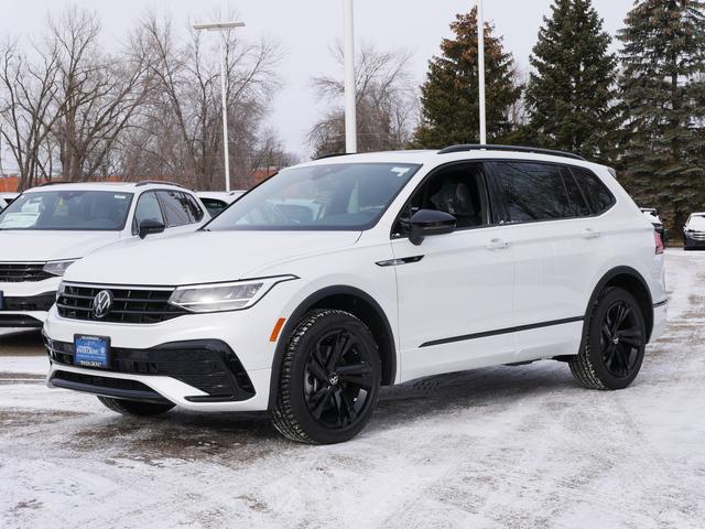 Thumbnail image of 2024 Volkswagen Tiguan at Volkswagen of Inver Grove