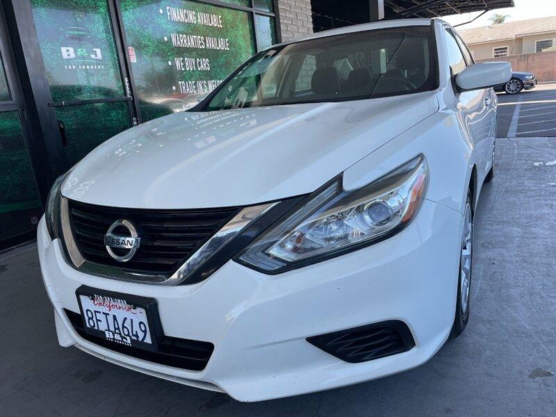 Thumbnail image of 2018 Nissan Altima at B & J Car Company
