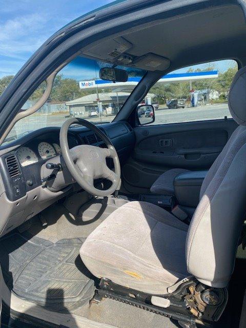 Thumbnail image of 2002 Toyota Tacoma at Shorty's Quik Stop