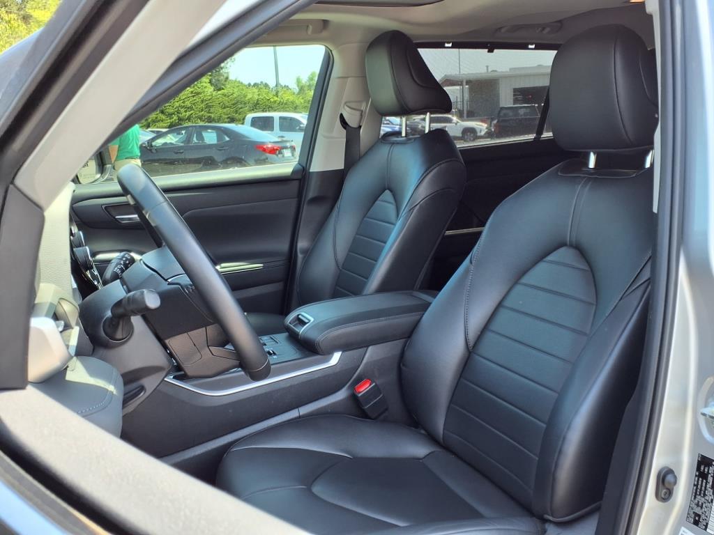 Thumbnail image of 2023 Toyota Highlander Hybrid at Fred Anderson Toyota Of Sanford