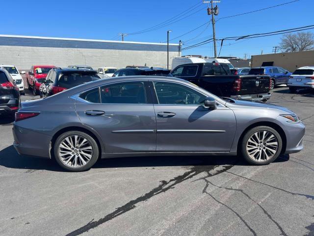 Thumbnail image of 2021 Lexus ES 350 at Nissan of Westbury