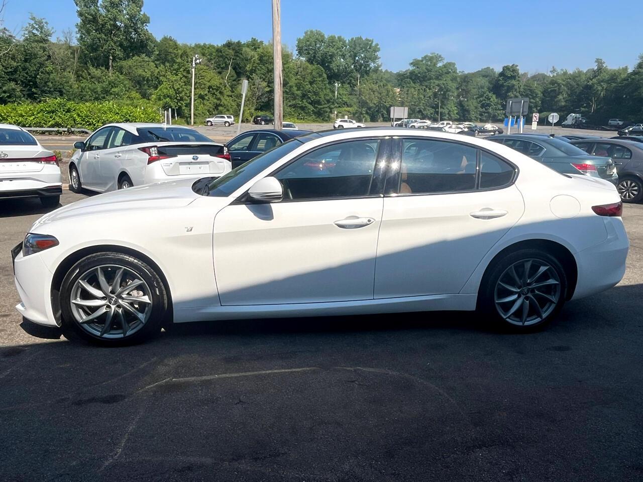 Thumbnail image of 2022 Alfa Romeo Giulia at Rockland Motors