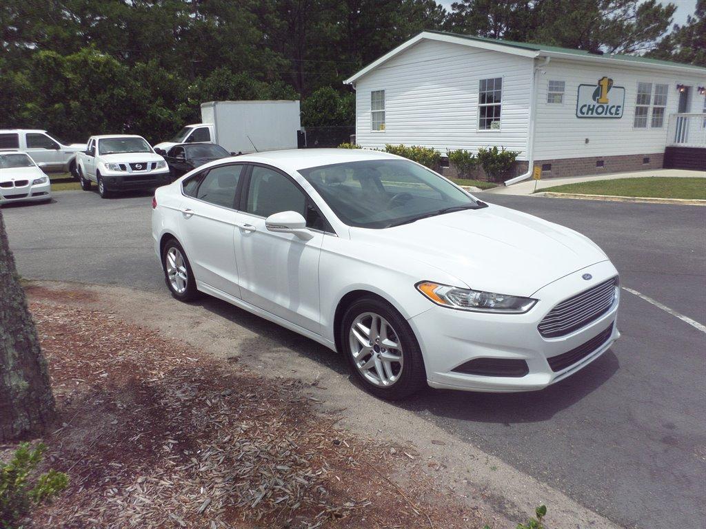Thumbnail image of 2015 Ford Fusion at 1st Choice Auto Sales