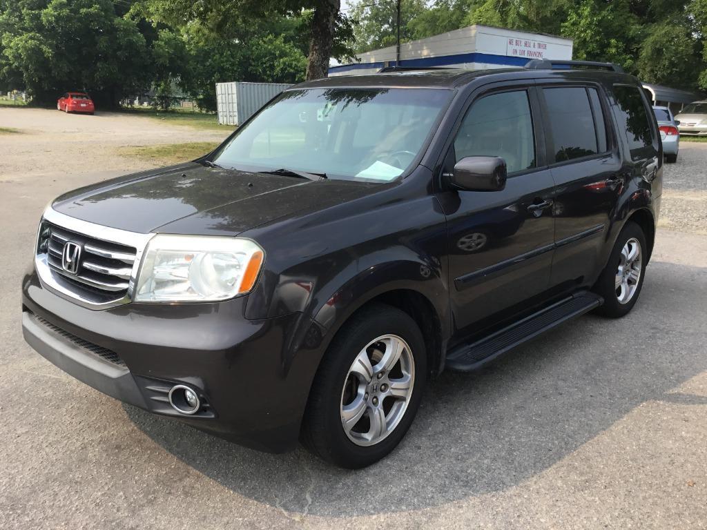 Thumbnail image of 2012 Honda Pilot at Hicks Motor Sales, LLC
