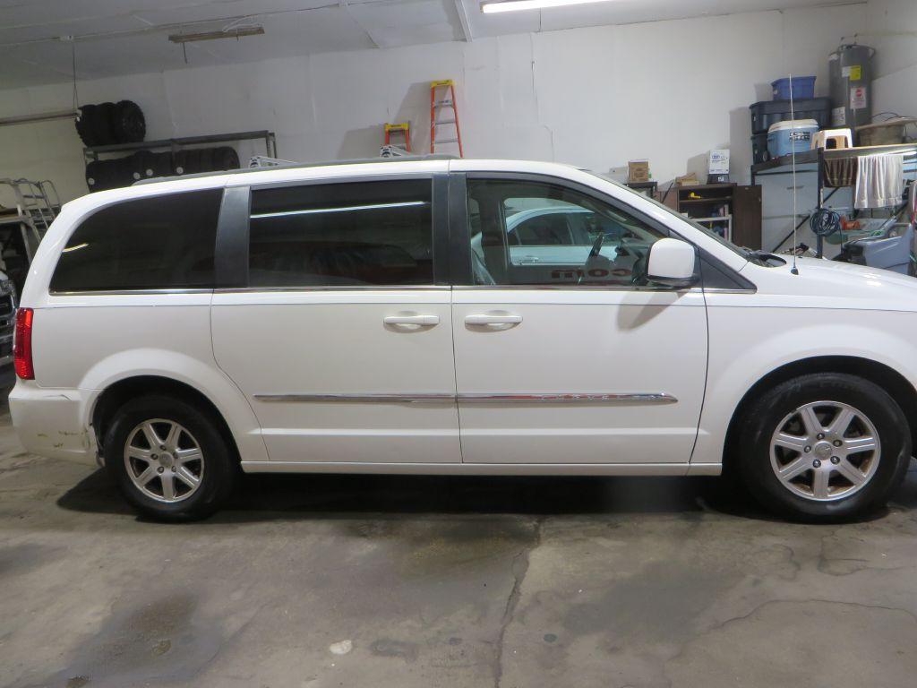 Thumbnail image of 2013 Chrysler Town and Country at THE CAR LOT, LLC