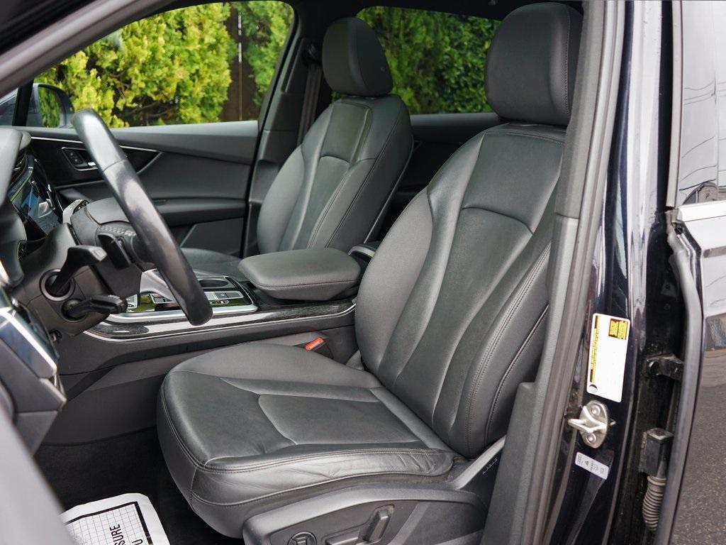 Thumbnail image of 2021 Audi Q7 at Auto Expo Store