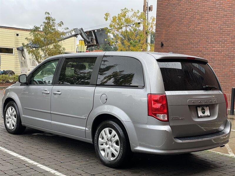 Thumbnail image of 2016 Dodge Grand Caravan at Signature Motor Company