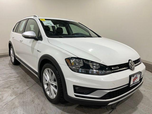 Thumbnail image of 2019 Volkswagen Golf Alltrack at Exit 5 Auto Group