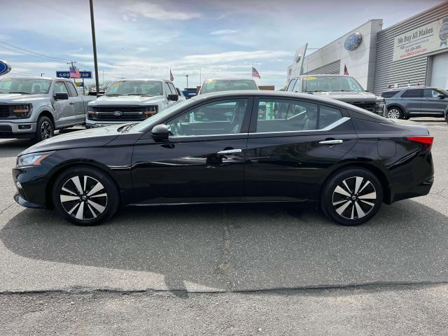 Thumbnail image of 2021 Nissan Altima at Levittown Ford