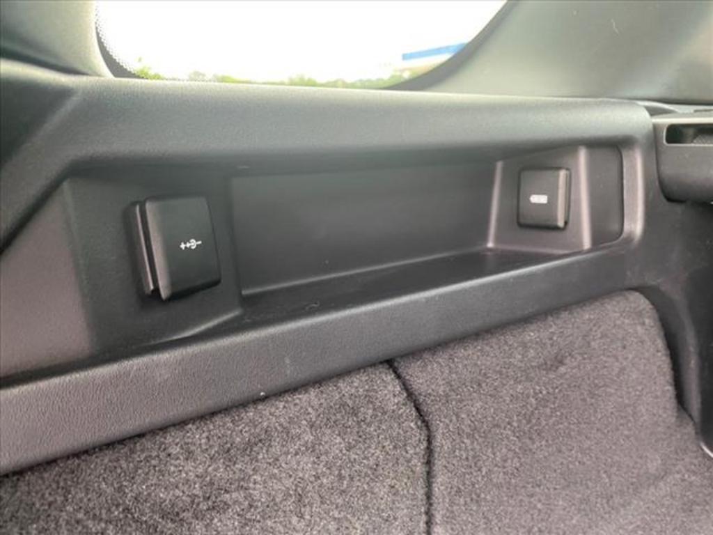 Thumbnail image of 2020 Land Rover Discovery Sport at Moore Brothers LLC