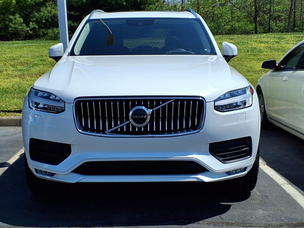 Thumbnail image of 2022 Volvo XC90 at Kings Volkswagen
