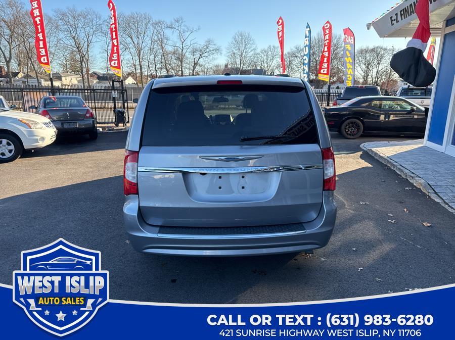 Thumbnail image of 2015 Chrysler Town and Country at West Islip Auto Sales Inc