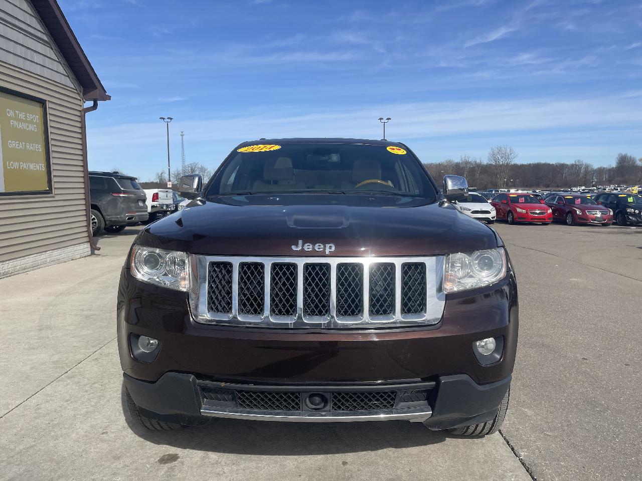 Thumbnail image of 2014 Jeep Grand Cherokee at Showcase Auto Sales LLC