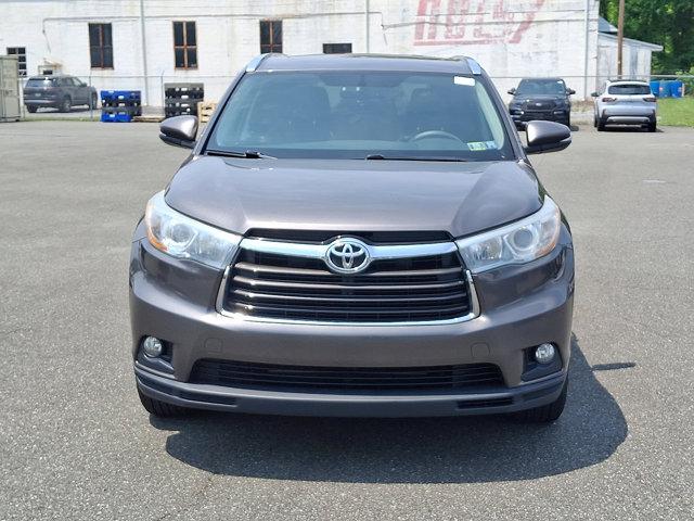Thumbnail image of 2016 Toyota Highlander at New Fred Beans Boyertown Ford
