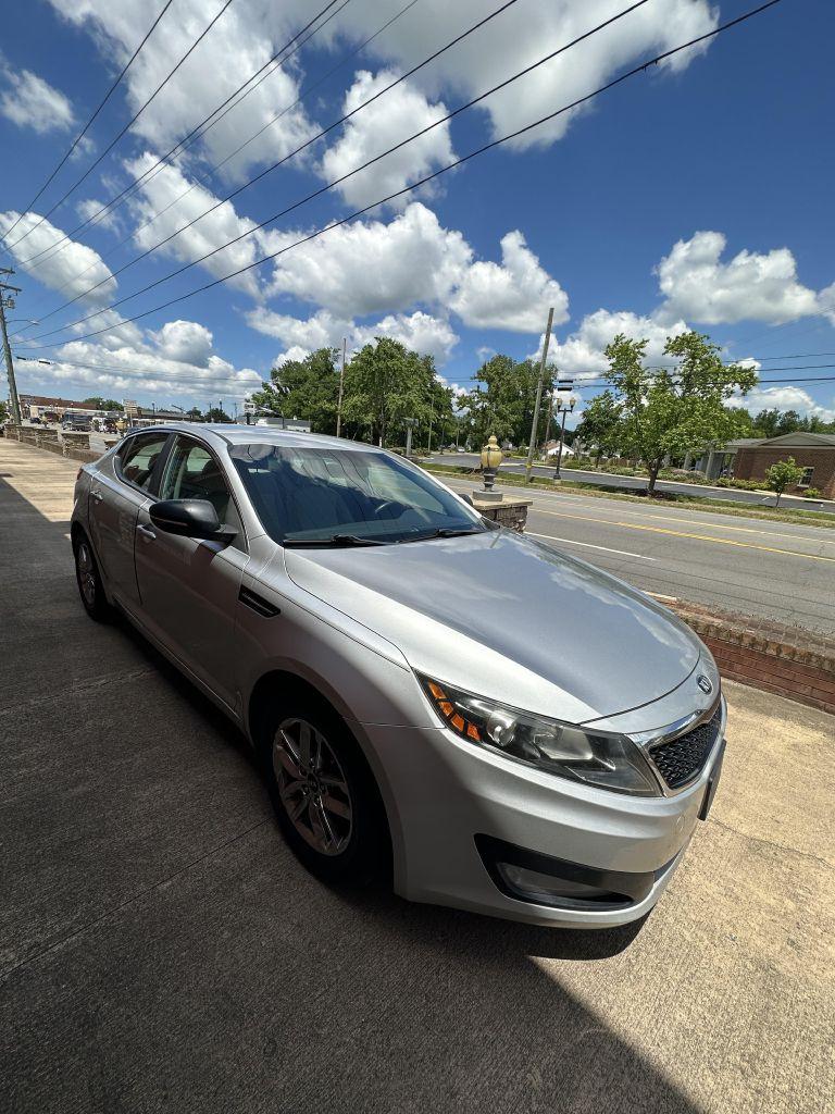 Thumbnail image of 2013 Kia Optima at El Bambino Auto Sales