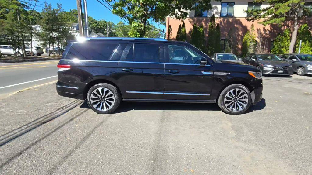 Thumbnail image of 2022 Lincoln Navigator L at TOMS RIVER AUTO SALES LLC