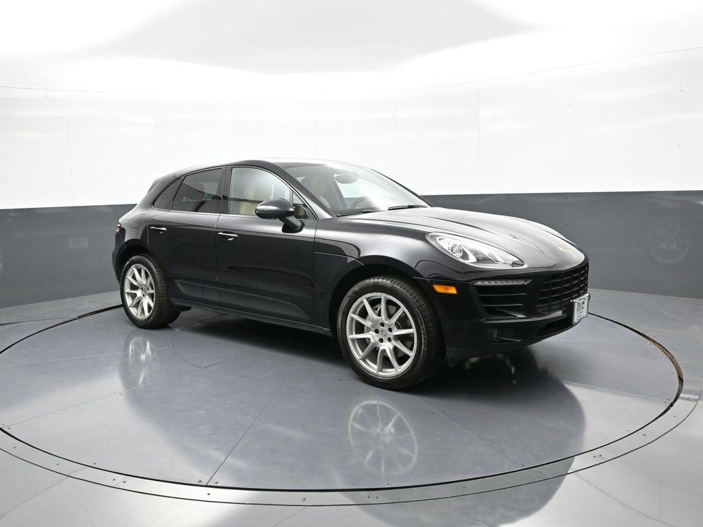 Thumbnail image of 2017 Porsche Macan at Plaza Honda
