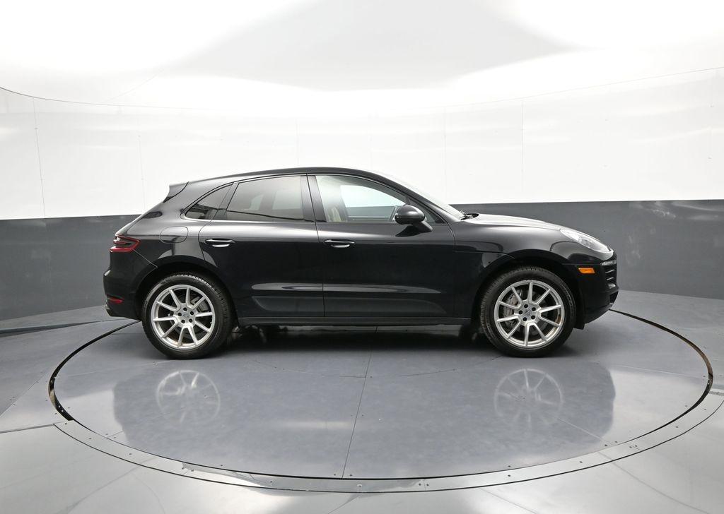 Thumbnail image of 2017 Porsche Macan at Plaza Honda