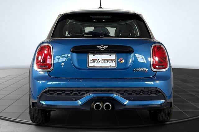Thumbnail image of 2022 MINI Hardtop 4 Door at MiniOfTheMainline of Bala Cynwyd, PA