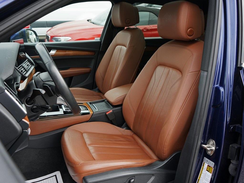 Thumbnail image of 2021 Audi Q5 at Auto Expo Store
