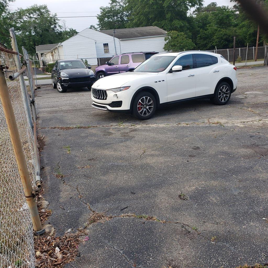 Thumbnail image of 2017 Maserati Levante at Robins Imports